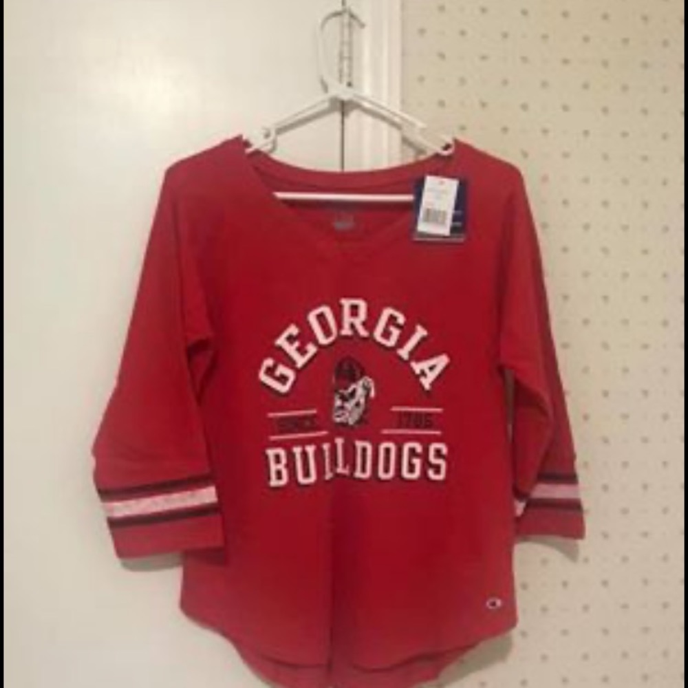Georgia Bulldogs T-Shirt. Size - Small